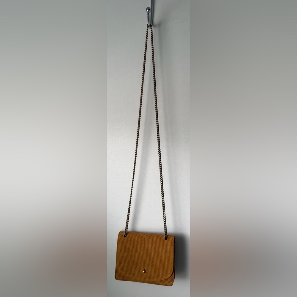 Madewell The Chain Crossbody Bag in Boutique Gold Corduroy Suede